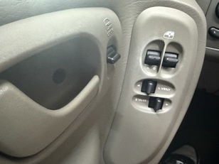 Chrysler Grand Voyager 2.5 CRD SE 103 kW (140 CV)