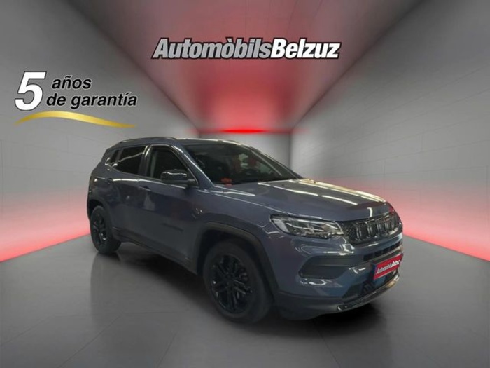 JeepCompass 1.3 Gse Night Eagle FWD MT 96 kW (130 CV) Vehículo usado en Barcelona - 3 JeepCompass 1.3 Gse Night Eagle FWD MT 96 kW (130 CV) Vehículo usado en Barcelona - 3