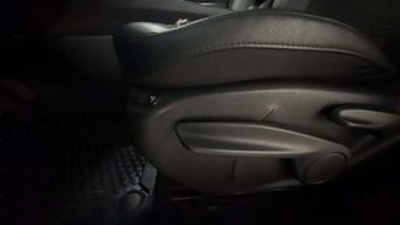 Jeep Compass 1.3 Gse Night Eagle FWD MT 96 kW (130 CV) Jeep Compass 1.3 Gse Night Eagle FWD MT 96 kW (130 CV)