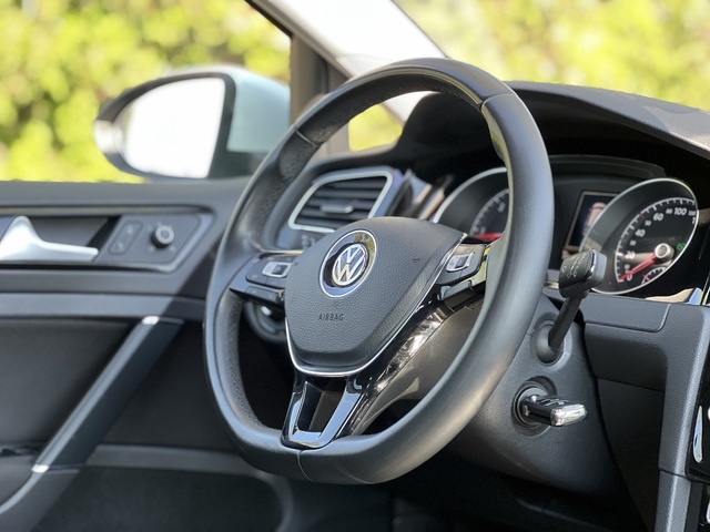 VolkswagenGolf Advance 1.6 TDI 77 kW (105 CV) DSG Vehículo usado en Barcelona - 14