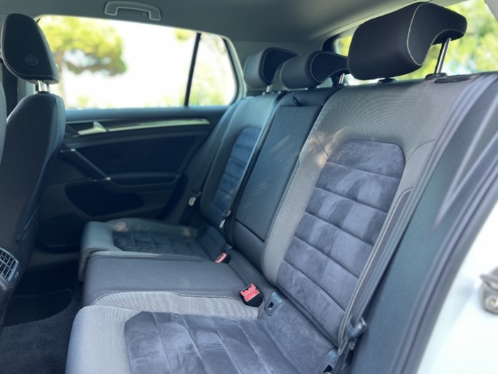 VolkswagenGolf Advance 1.6 TDI 77 kW (105 CV) DSG Vehículo usado en Barcelona - 19 VolkswagenGolf Advance 1.6 TDI 77 kW (105 CV) DSG Vehículo usado en Barcelona - 19
