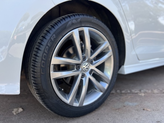 VolkswagenGolf Advance 1.6 TDI 77 kW (105 CV) DSG Vehículo usado en Barcelona - 28 VolkswagenGolf Advance 1.6 TDI 77 kW (105 CV) DSG Vehículo usado en Barcelona - 28