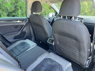 Volkswagen Golf Advance 1.6 TDI 77 kW (105 CV) DSG Volkswagen Golf Advance 1.6 TDI 77 kW (105 CV) DSG