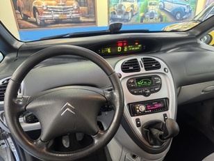 Citroen Xsara Picasso 1.6 HDI Exclusive 80 kW (110 CV) Citroen Xsara Picasso 1.6 HDI Exclusive 80 kW (110 CV)