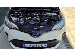 Toyota C-HR 180H Advance 135 kW (184 CV) Toyota C-HR 180H Advance 135 kW (184 CV)