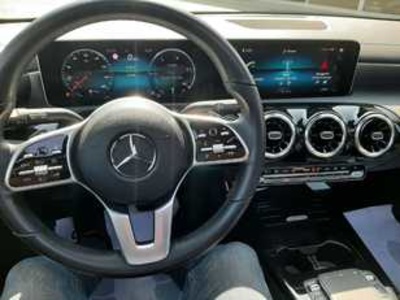 Mercedes-Benz CLA Shooting Brake CLA 200 d 110 kW (150 CV) Mercedes-Benz CLA Shooting Brake CLA 200 d 110 kW (150 CV)