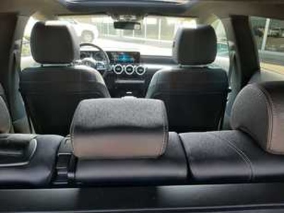 Mercedes-Benz CLA Shooting Brake CLA 200 d 110 kW (150 CV) Mercedes-Benz CLA Shooting Brake CLA 200 d 110 kW (150 CV)