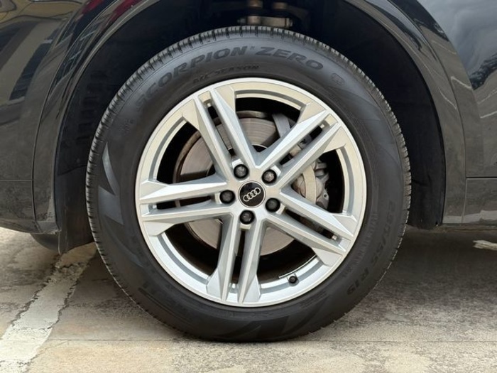 AudiQ5 S line 40 TDI quattro ultra 150 kW (204 CV) S tronic Vehículo usado en Barcelona - 9 AudiQ5 S line 40 TDI quattro ultra 150 kW (204 CV) S tronic Vehículo usado en Barcelona - 9