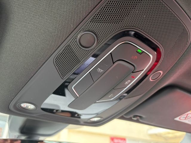 AudiQ5 S line 40 TDI quattro ultra 150 kW (204 CV) S tronic Vehículo usado en Barcelona - 31