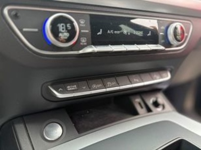 Audi Q5 S line 40 TDI quattro ultra 150 kW (204 CV) S tronic Audi Q5 S line 40 TDI quattro ultra 150 kW (204 CV) S tronic