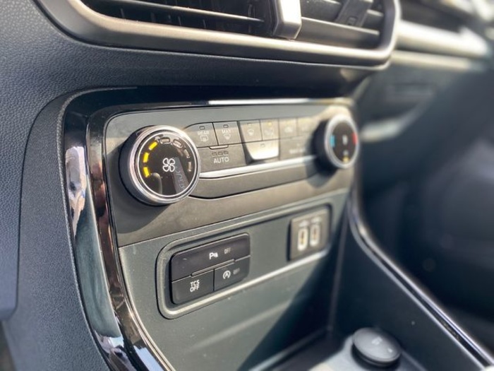 FordEcoSport 1.0T EcoBoost S&S Titanium 92 kW (125 CV) Vehículo usado en Barcelona - 20 FordEcoSport 1.0T EcoBoost S&S Titanium 92 kW (125 CV) Vehículo usado en Barcelona - 20