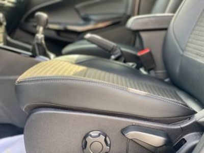 Ford EcoSport 1.0T EcoBoost S&S Titanium 92 kW (125 CV) Ford EcoSport 1.0T EcoBoost S&S Titanium 92 kW (125 CV)