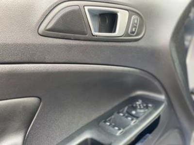 Ford EcoSport 1.0T EcoBoost S&S Titanium 92 kW (125 CV) Ford EcoSport 1.0T EcoBoost S&S Titanium 92 kW (125 CV)