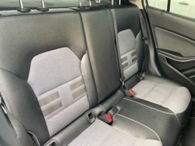 Mercedes-Benz GLA 200 CDI Urban 100 kW (136 CV) Mercedes-Benz GLA 200 CDI Urban 100 kW (136 CV)