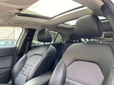 Mercedes-Benz GLA 200 CDI Urban 100 kW (136 CV) Mercedes-Benz GLA 200 CDI Urban 100 kW (136 CV)