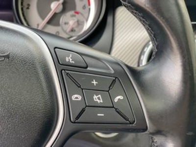 Mercedes-Benz GLA 200 CDI Urban 100 kW (136 CV) Mercedes-Benz GLA 200 CDI Urban 100 kW (136 CV)