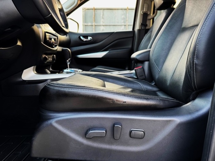 NissanNavara PickUp 2.3 dCi Doble Cabina Tekna AT 140 kW (190 CV) Vehículo usado en Barcelona - 6 NissanNavara PickUp 2.3 dCi Doble Cabina Tekna AT 140 kW (190 CV) Vehículo usado en Barcelona - 6