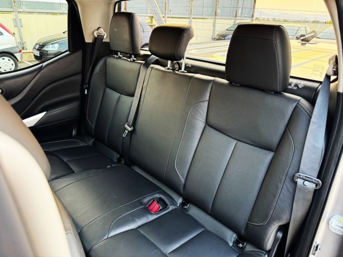 NissanNavara PickUp 2.3 dCi Doble Cabina Tekna AT 140 kW (190 CV) Vehículo usado en Barcelona - 10 NissanNavara PickUp 2.3 dCi Doble Cabina Tekna AT 140 kW (190 CV) Vehículo usado en Barcelona - 10