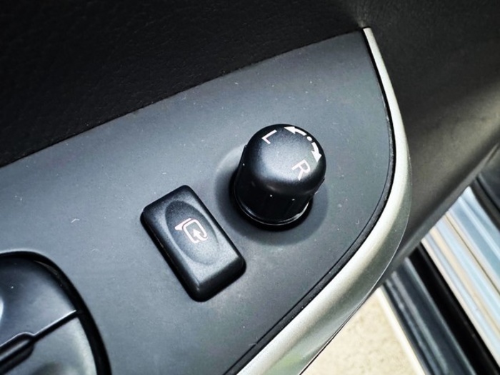 NissanNavara PickUp 2.3 dCi Doble Cabina Tekna AT 140 kW (190 CV) Vehículo usado en Barcelona - 14 NissanNavara PickUp 2.3 dCi Doble Cabina Tekna AT 140 kW (190 CV) Vehículo usado en Barcelona - 14