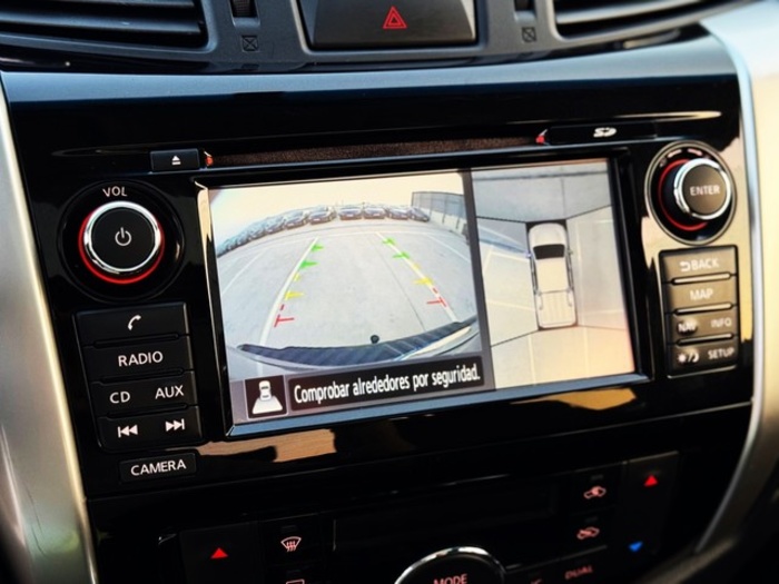 NissanNavara PickUp 2.3 dCi Doble Cabina Tekna AT 140 kW (190 CV) Vehículo usado en Barcelona - 24 NissanNavara PickUp 2.3 dCi Doble Cabina Tekna AT 140 kW (190 CV) Vehículo usado en Barcelona - 24