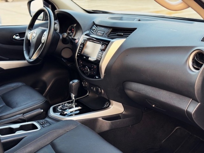 NissanNavara PickUp 2.3 dCi Doble Cabina Tekna AT 140 kW (190 CV) Vehículo usado en Barcelona - 31 NissanNavara PickUp 2.3 dCi Doble Cabina Tekna AT 140 kW (190 CV) Vehículo usado en Barcelona - 31