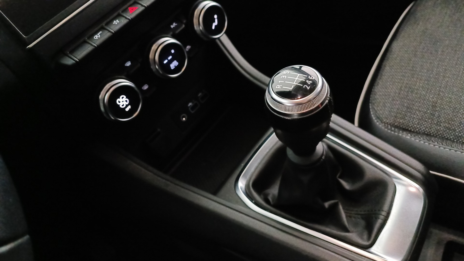 Renault Captur Techno TCe 66 kW (90 CV) - 20