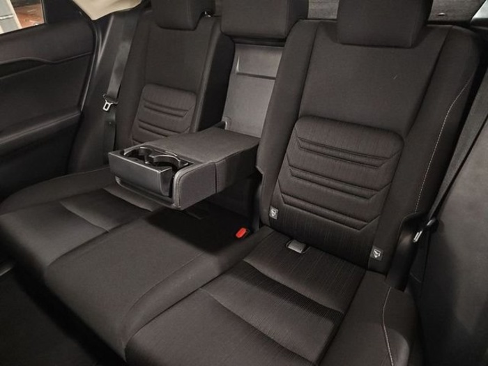 Lexus NX 300h Business Navigation 2WD 145 kW (197 CV) Vehículo usado en Madrid - 10 Lexus NX 300h Business Navigation 2WD 145 kW (197 CV) Vehículo usado en Madrid - 10