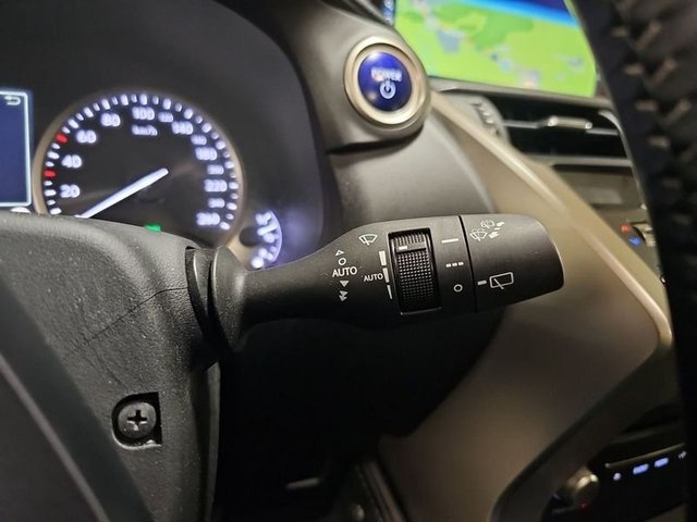 Lexus NX 300h Business Navigation 2WD 145 kW (197 CV) Vehículo usado en Madrid - 19