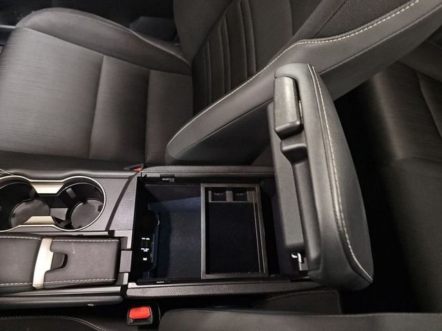 Lexus NX 300h Business Navigation 2WD 145 kW (197 CV) Vehículo usado en Madrid - 32