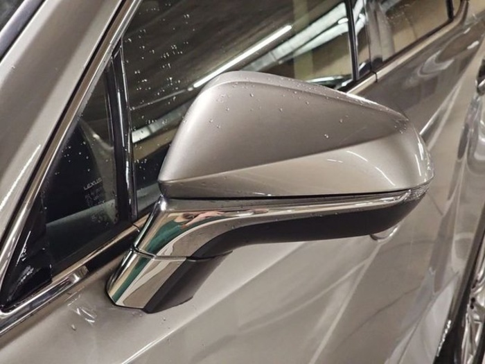 Lexus NX 300h Business Navigation 2WD 145 kW (197 CV) Vehículo usado en Madrid - 35 Lexus NX 300h Business Navigation 2WD 145 kW (197 CV) Vehículo usado en Madrid - 35