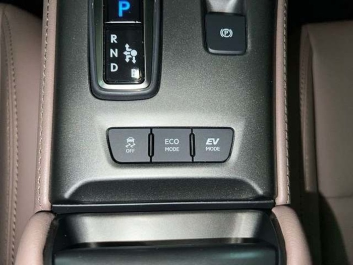 Lexus LBX 1.5 HEV Elegant Plus 100 kW (136 CV) Vehículo usado en Madrid - 26 Lexus LBX 1.5 HEV Elegant Plus 100 kW (136 CV) Vehículo usado en Madrid - 26