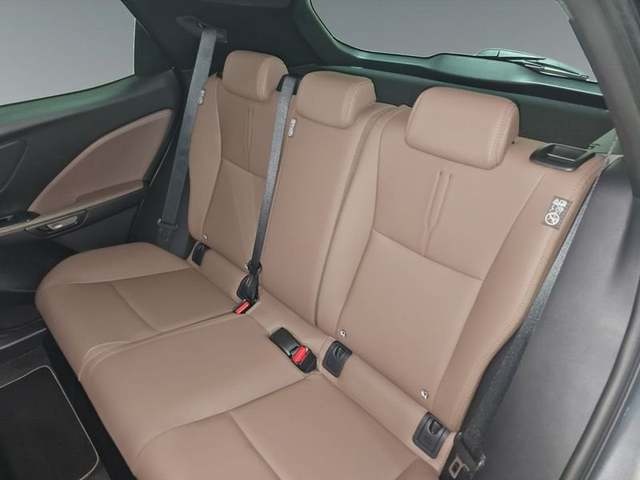 Lexus LBX 1.5 HEV Elegant Plus 100 kW (136 CV) Vehículo usado en Madrid - 8