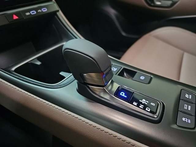 Lexus LBX 1.5 HEV Elegant Plus 100 kW (136 CV) Vehículo usado en Madrid - 21 Lexus LBX 1.5 HEV Elegant Plus 100 kW (136 CV) Vehículo usado en Madrid - 21