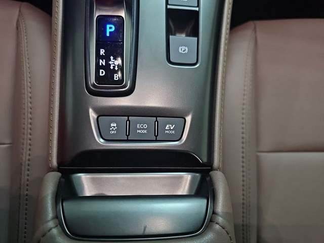 Lexus LBX 1.5 HEV Elegant Plus 100 kW (136 CV) Vehículo usado en Madrid - 23 Lexus LBX 1.5 HEV Elegant Plus 100 kW (136 CV) Vehículo usado en Madrid - 23