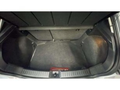 SEAT Ibiza 1.0 MPI Style Go2 59 kW (80 CV) SEAT Ibiza 1.0 MPI Style Go2 59 kW (80 CV)