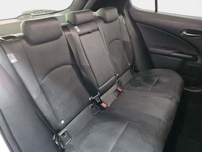 Lexus UX 250h Premium 135 kW (184 CV) Vehículo usado en Madrid - 9 Lexus UX 250h Premium 135 kW (184 CV) Vehículo usado en Madrid - 9