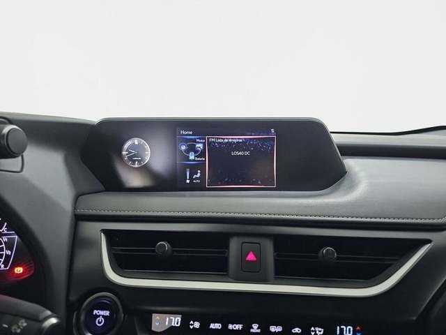 Lexus UX 250h Premium 135 kW (184 CV) Vehículo usado en Madrid - 19