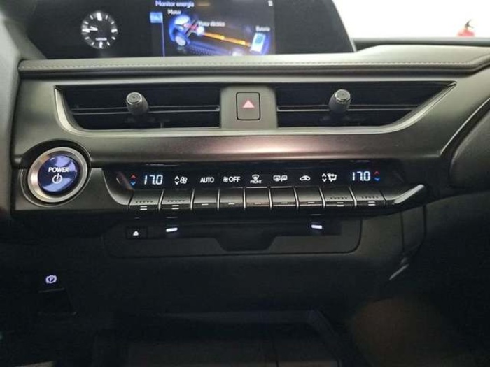 Lexus UX 250h Premium 135 kW (184 CV) Vehículo usado en Madrid - 22 Lexus UX 250h Premium 135 kW (184 CV) Vehículo usado en Madrid - 22