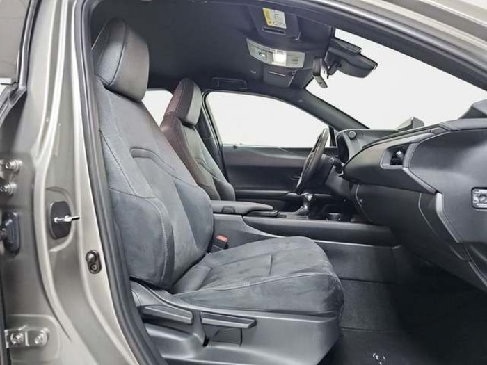 Lexus UX 250h Business Navigation 2WD 135 kW (184 CV) Vehículo usado en Madrid - 7 Lexus UX 250h Business Navigation 2WD 135 kW (184 CV) Vehículo usado en Madrid - 7