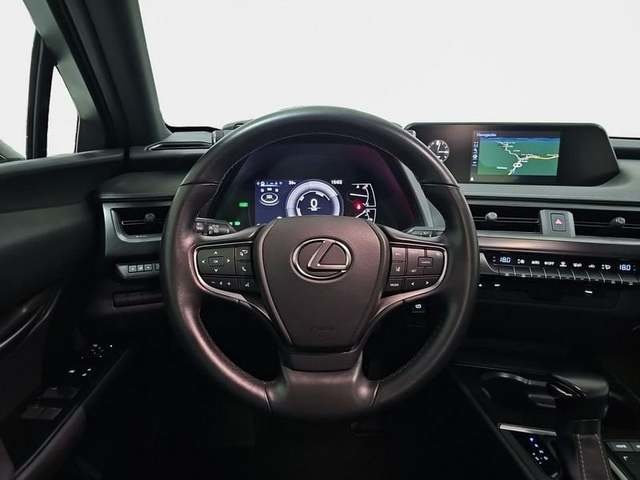 Lexus UX 250h Business Navigation 2WD 135 kW (184 CV) Vehículo usado en Madrid - 13 Lexus UX 250h Business Navigation 2WD 135 kW (184 CV) Vehículo usado en Madrid - 13