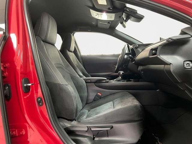 Lexus UX 250h Business 2WD 135 kW (184 CV) Vehículo usado en Madrid - 7