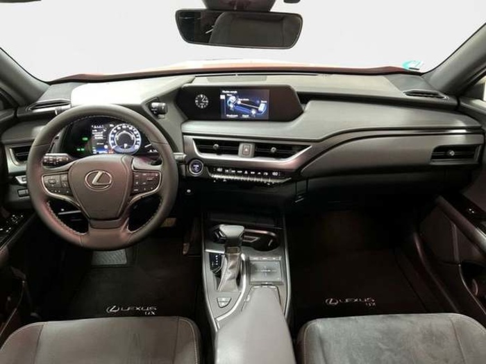 Lexus UX 250h Business 2WD 135 kW (184 CV) Vehículo usado en Madrid - 12 Lexus UX 250h Business 2WD 135 kW (184 CV) Vehículo usado en Madrid - 12