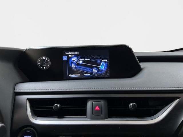 Lexus UX 250h Business 2WD 135 kW (184 CV) Vehículo usado en Madrid - 21 Lexus UX 250h Business 2WD 135 kW (184 CV) Vehículo usado en Madrid - 21