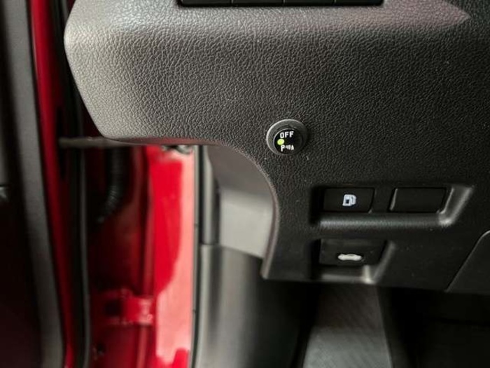 Lexus UX 250h Business 2WD 135 kW (184 CV) Vehículo usado en Madrid - 26 Lexus UX 250h Business 2WD 135 kW (184 CV) Vehículo usado en Madrid - 26