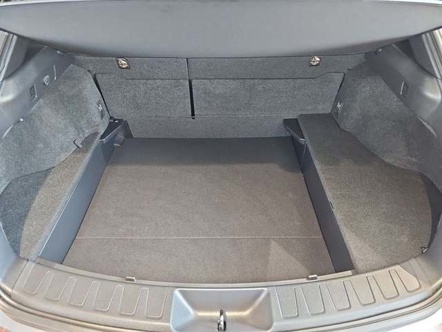 Lexus UX 250h Business 2WD 135 kW (184 CV) Vehículo usado en Madrid - 30 Lexus UX 250h Business 2WD 135 kW (184 CV) Vehículo usado en Madrid - 30