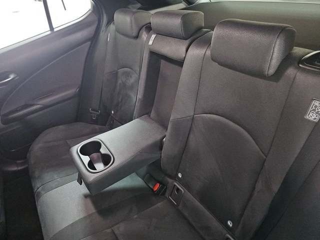 Lexus UX 250h Business 2WD 135 kW (184 CV) Vehículo usado en Madrid - 10