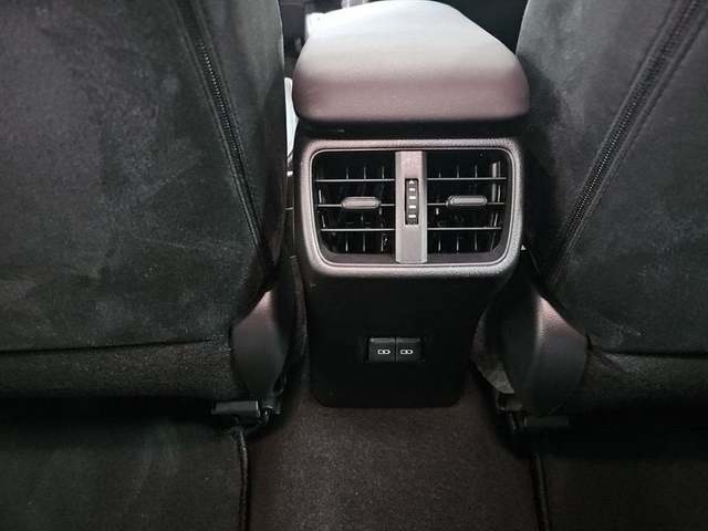 Lexus UX 250h Business 2WD 135 kW (184 CV) Vehículo usado en Madrid - 33 Lexus UX 250h Business 2WD 135 kW (184 CV) Vehículo usado en Madrid - 33