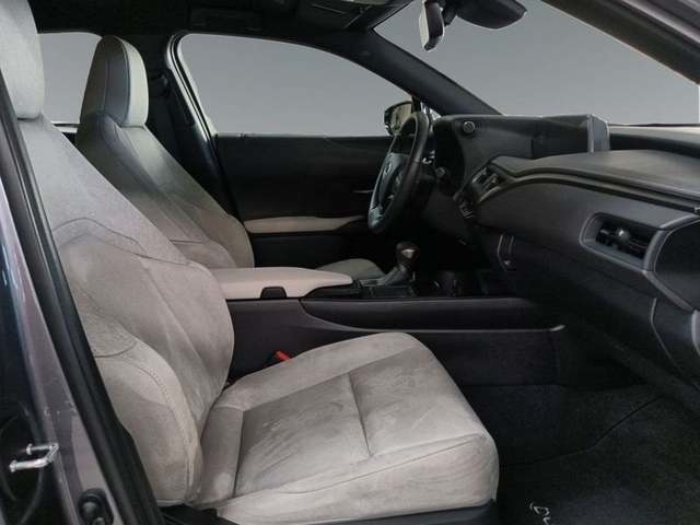 Lexus UX 250h Business 2WD 135 kW (184 CV) Vehículo usado en Madrid - 7