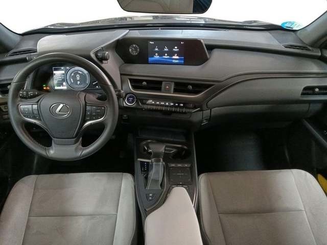 Lexus UX 250h Business 2WD 135 kW (184 CV) Vehículo usado en Madrid - 10 Lexus UX 250h Business 2WD 135 kW (184 CV) Vehículo usado en Madrid - 10