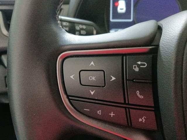 Lexus UX 250h Business 2WD 135 kW (184 CV) Vehículo usado en Madrid - 12